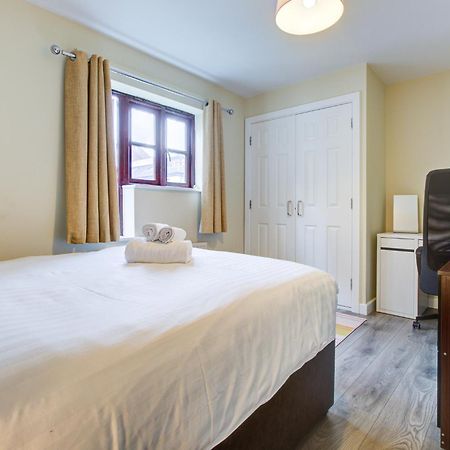 Spacious & Modern 2 Bed Sleeps 5 In Walthamstow London Exterior photo
