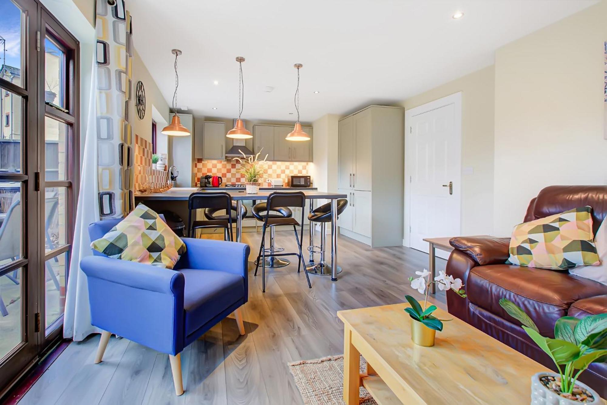 Spacious & Modern 2 Bed Sleeps 5 In Walthamstow London Exterior photo