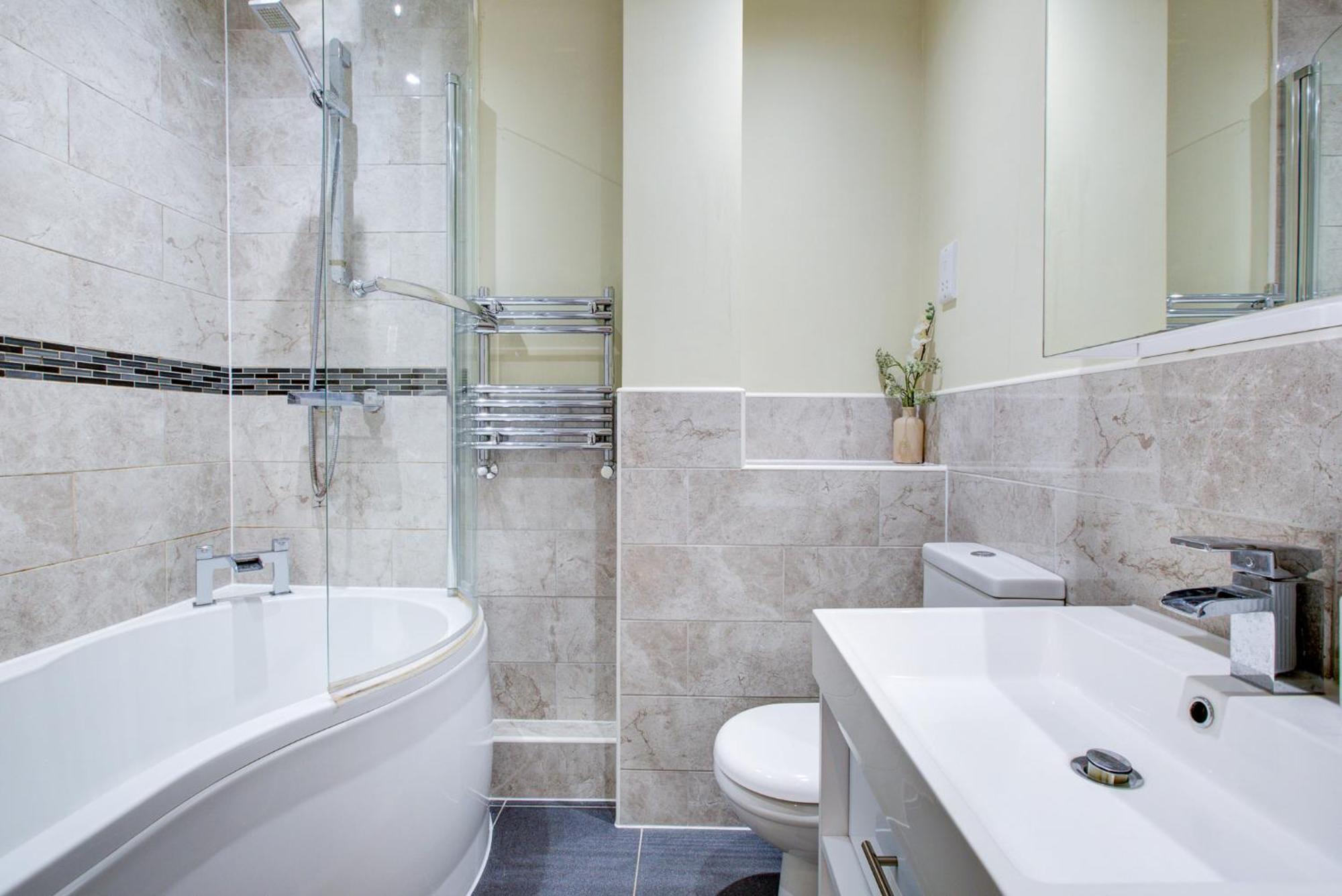 Spacious & Modern 2 Bed Sleeps 5 In Walthamstow London Exterior photo